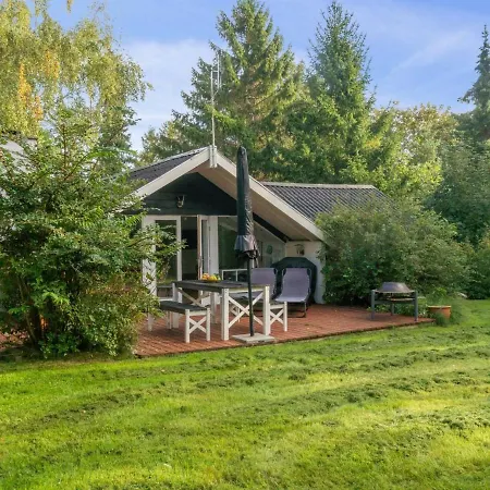 Ninni - 3-2km From The Sea In Sealand By Interhome *